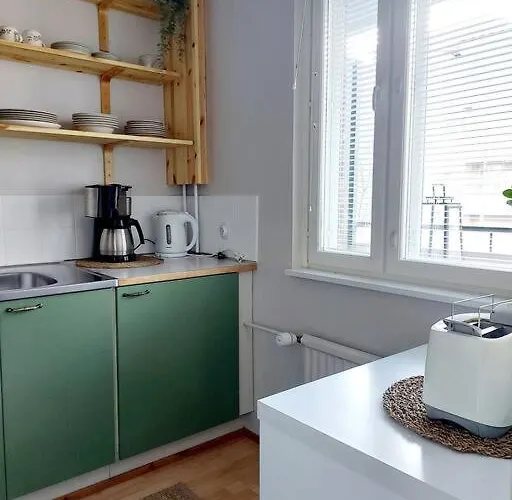 Center, Balcony, Free Parking *